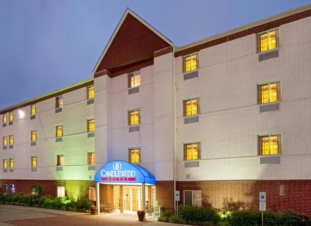 Candlewood Suites Tyler an IHG Hotel Main image 1